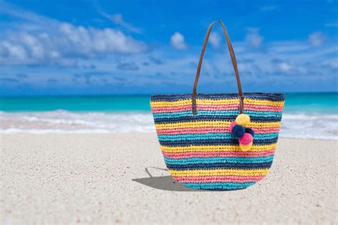 Bolsas de Praia 2024: Qual Bolsa Ideal para Usar na .